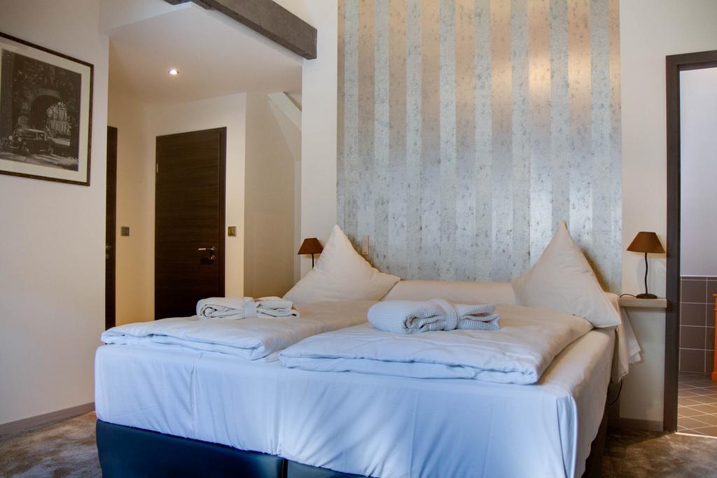 L'Etape 9 Bed and Breakfast Klingenthal Δωμάτιο φωτογραφία